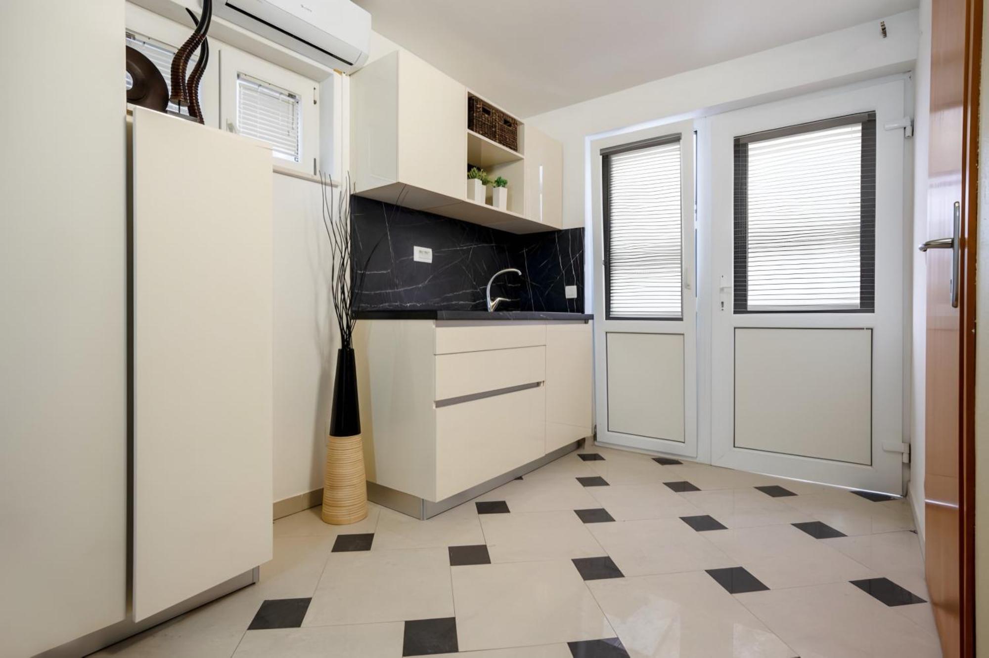 Apartments Sara & Leon Neum Εξωτερικό φωτογραφία